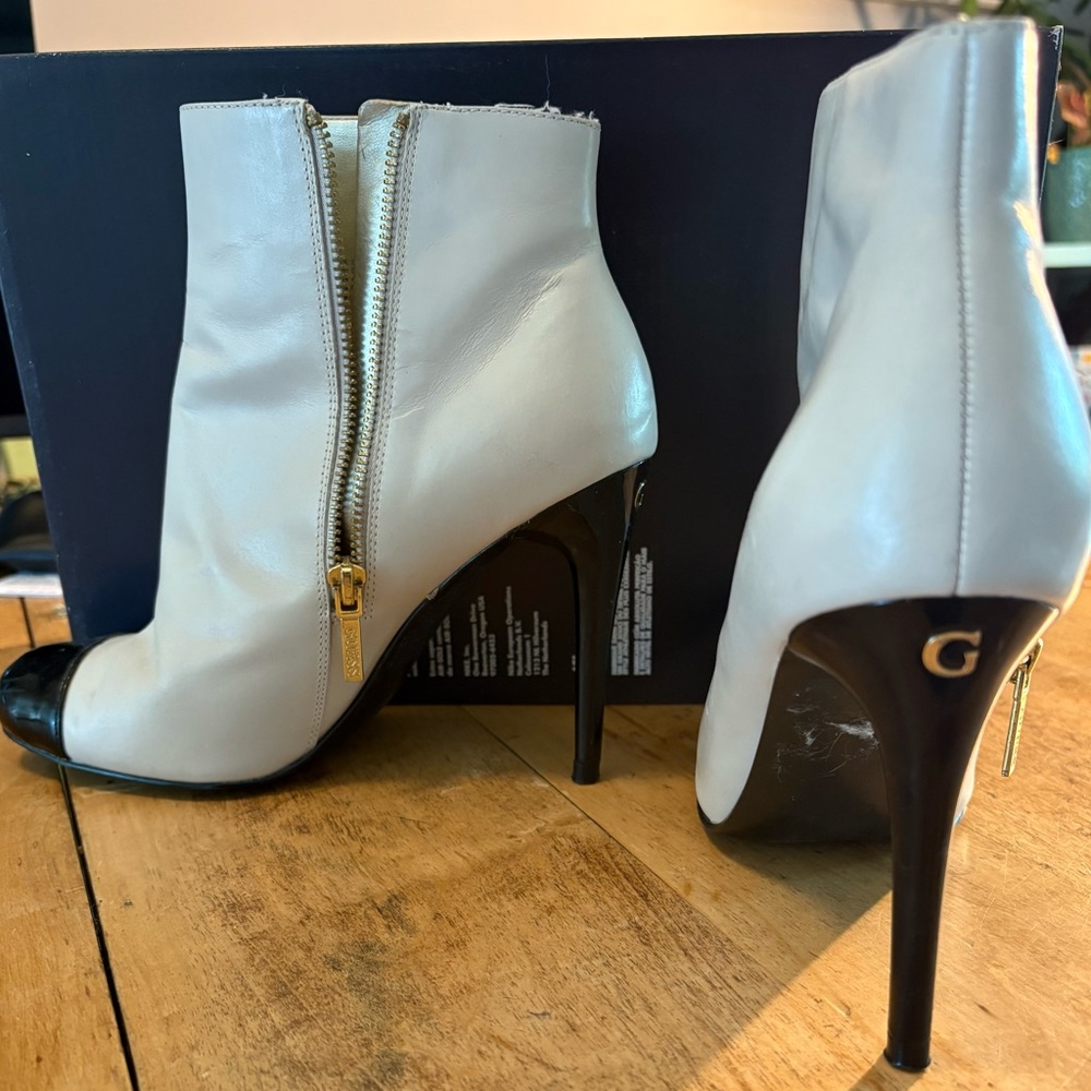 Guess by Marciano Cream and Black Heeled Boots
